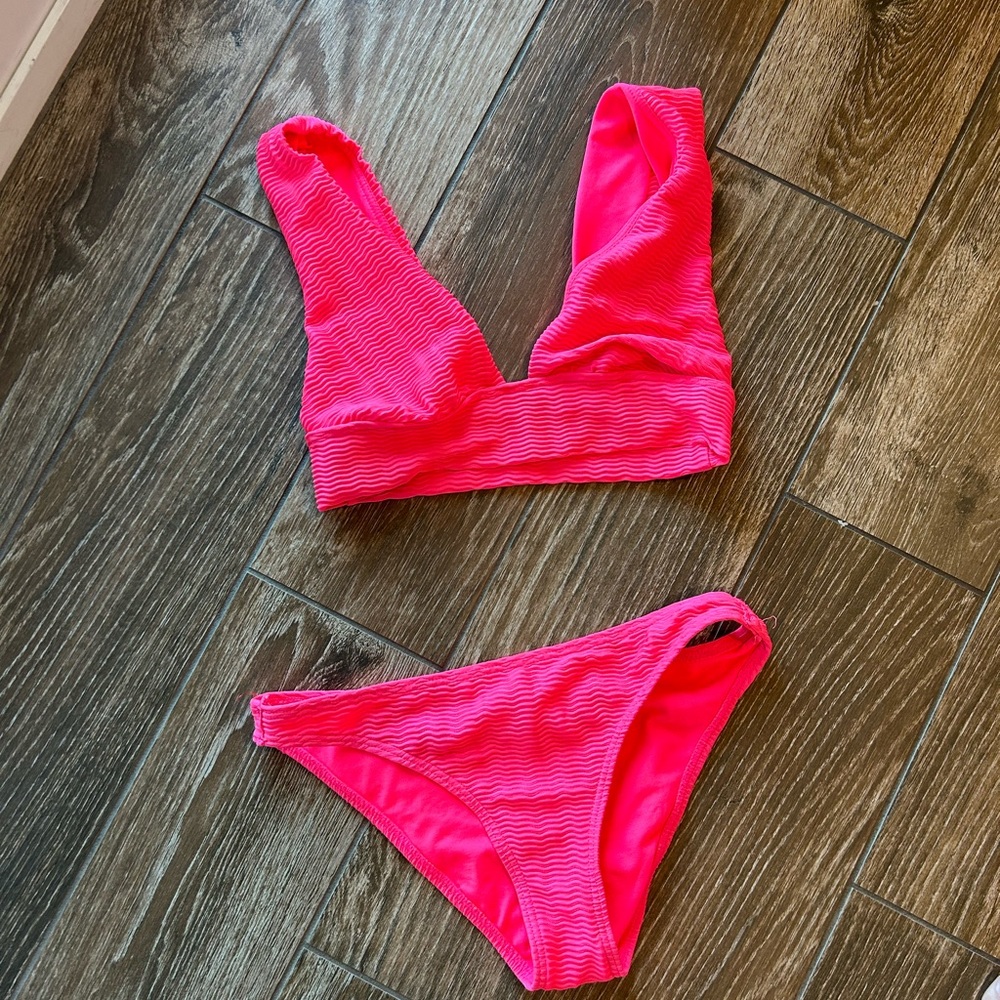 bright pink billabong bikini
